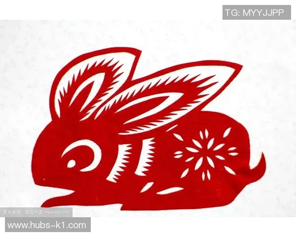 足球剪纸艺术全景展示与创意教程分享尽享足球魅力与手工乐趣